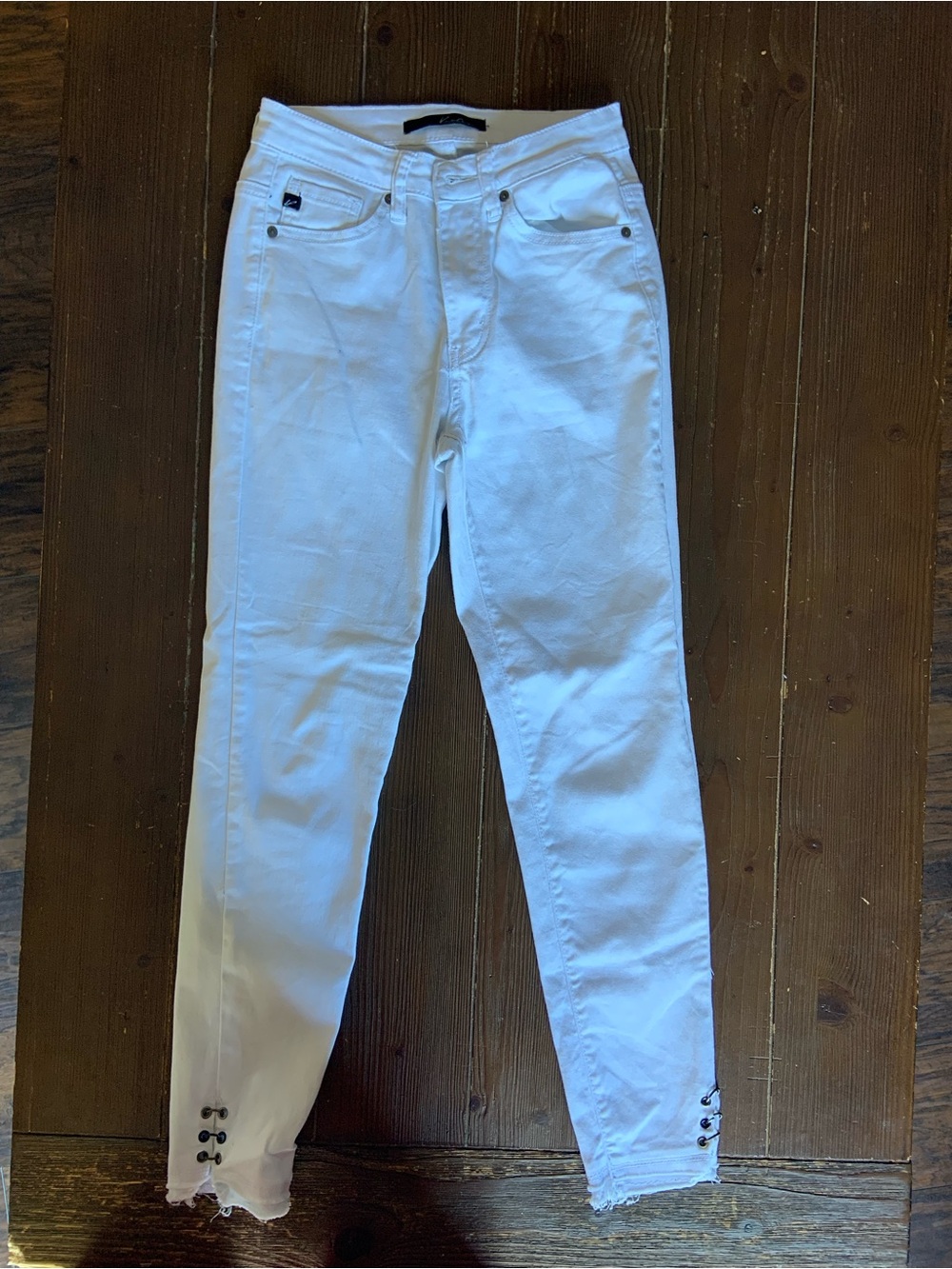 KanCan White High-Rise Skinny Jeans with Ankle Button Detail